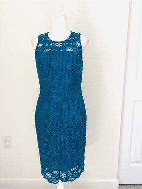 NWT HD in Paris Turquoise Lace Sheath Dress Size S